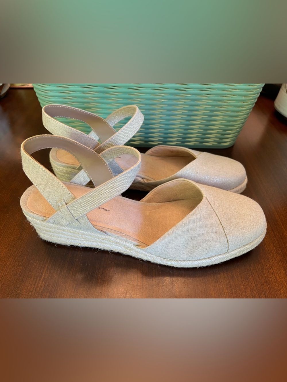 NWOT LifeStride Pilar Women's Wedge Espadrille Shoes, Tan/Gold - SZ 10 - Picture 4 of 9